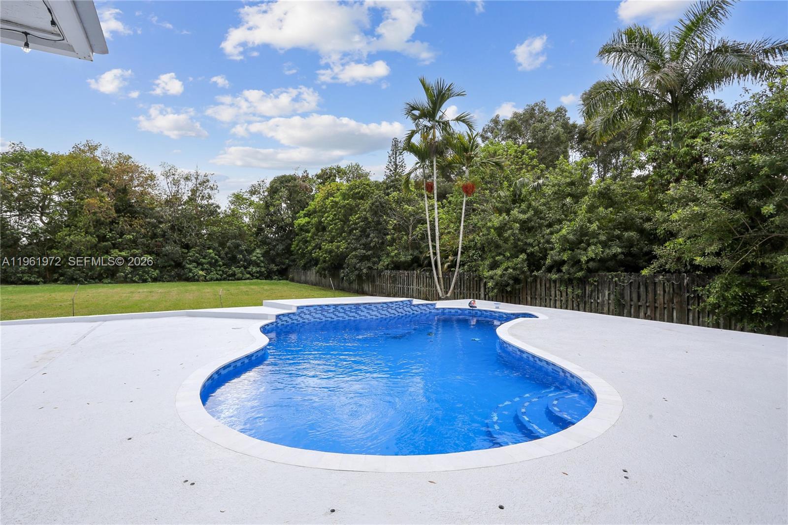 FLA FRUIT LANDS CO - Residential