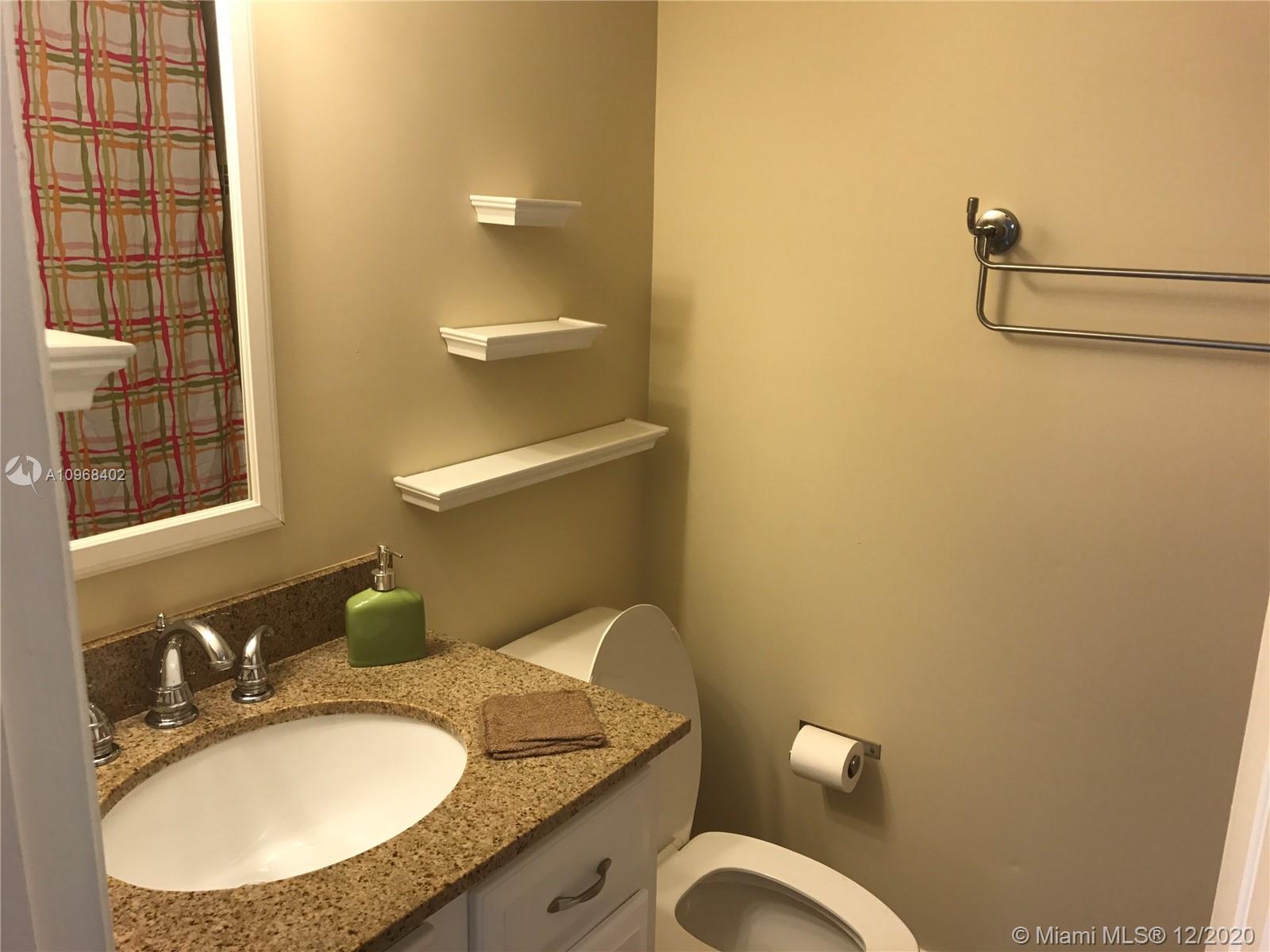 VILLAGE TOWNHOUSE POMPANO - Residential Lease