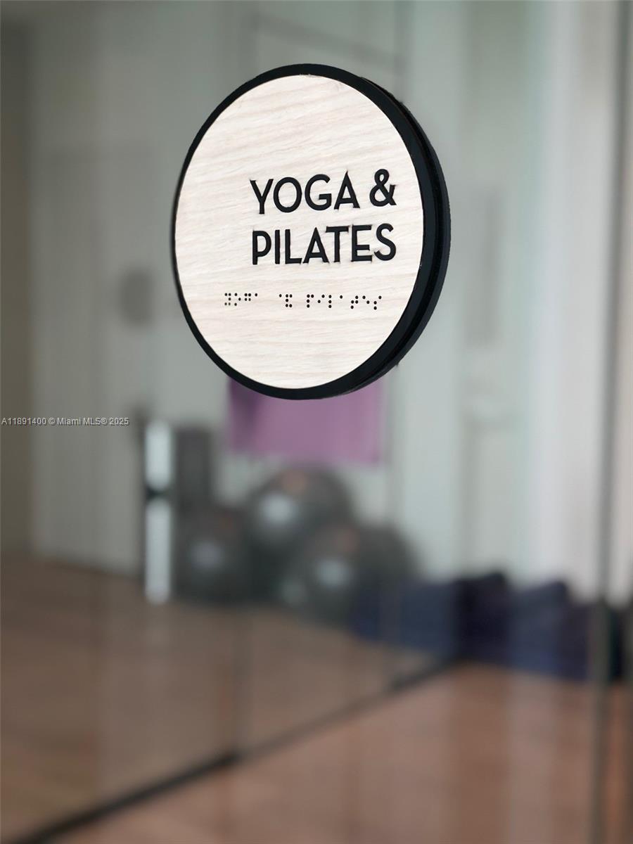 ONE PARAISO - Residential