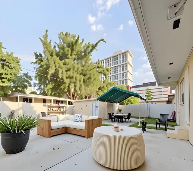 SOUTH BAY EST - Residential