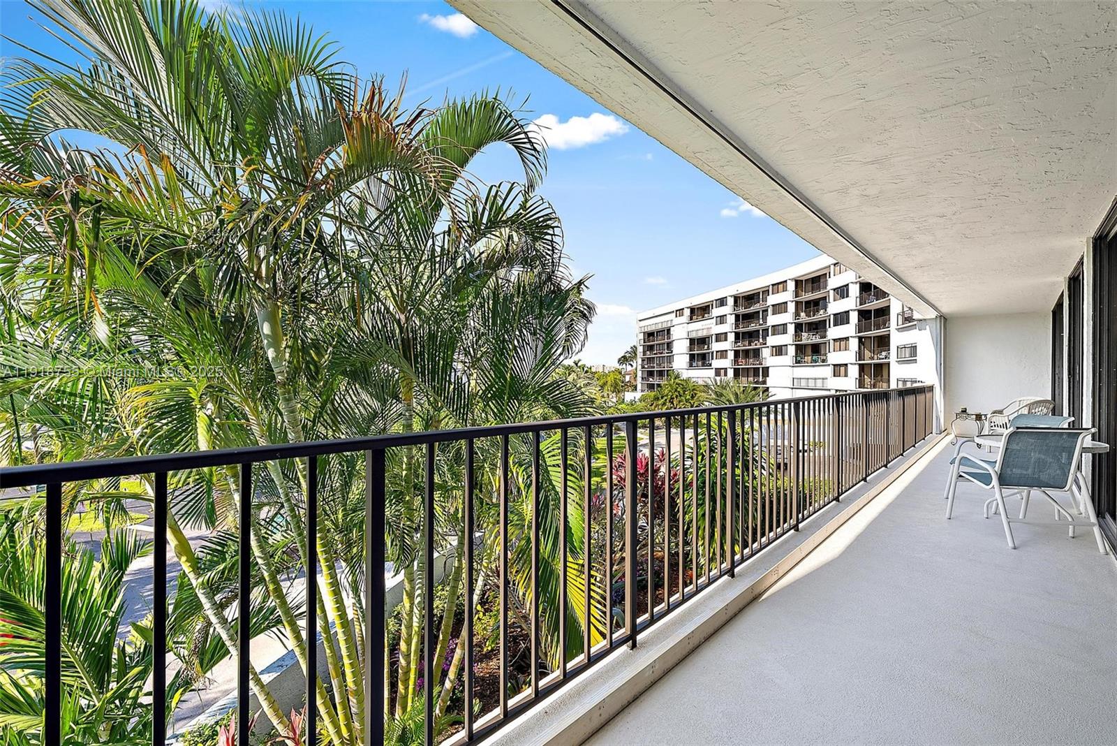 OCEANCREST CONDO APTS - Residential