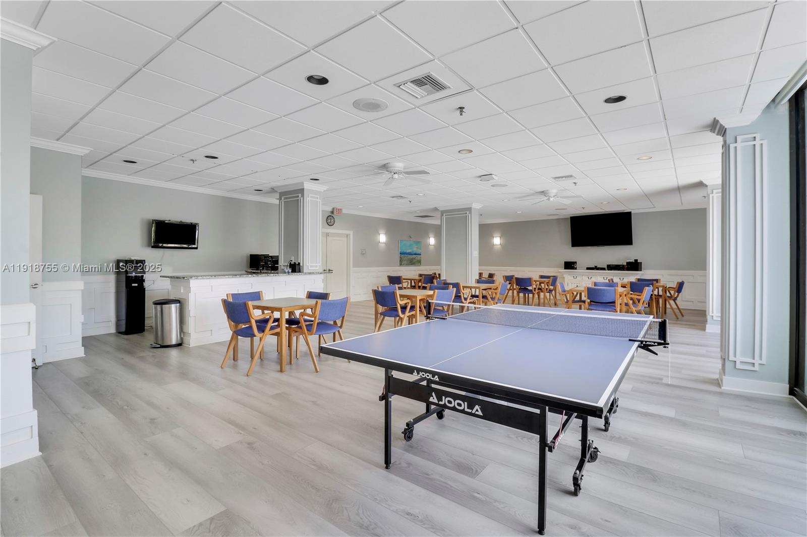 OCEANCREST CONDO APTS - Residential