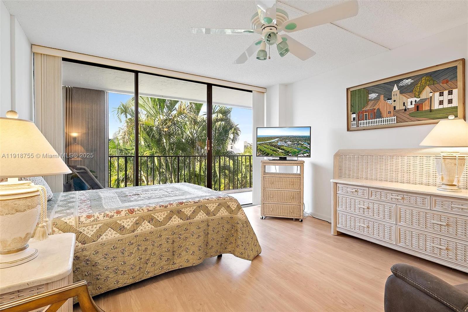 OCEANCREST CONDO APTS - Residential