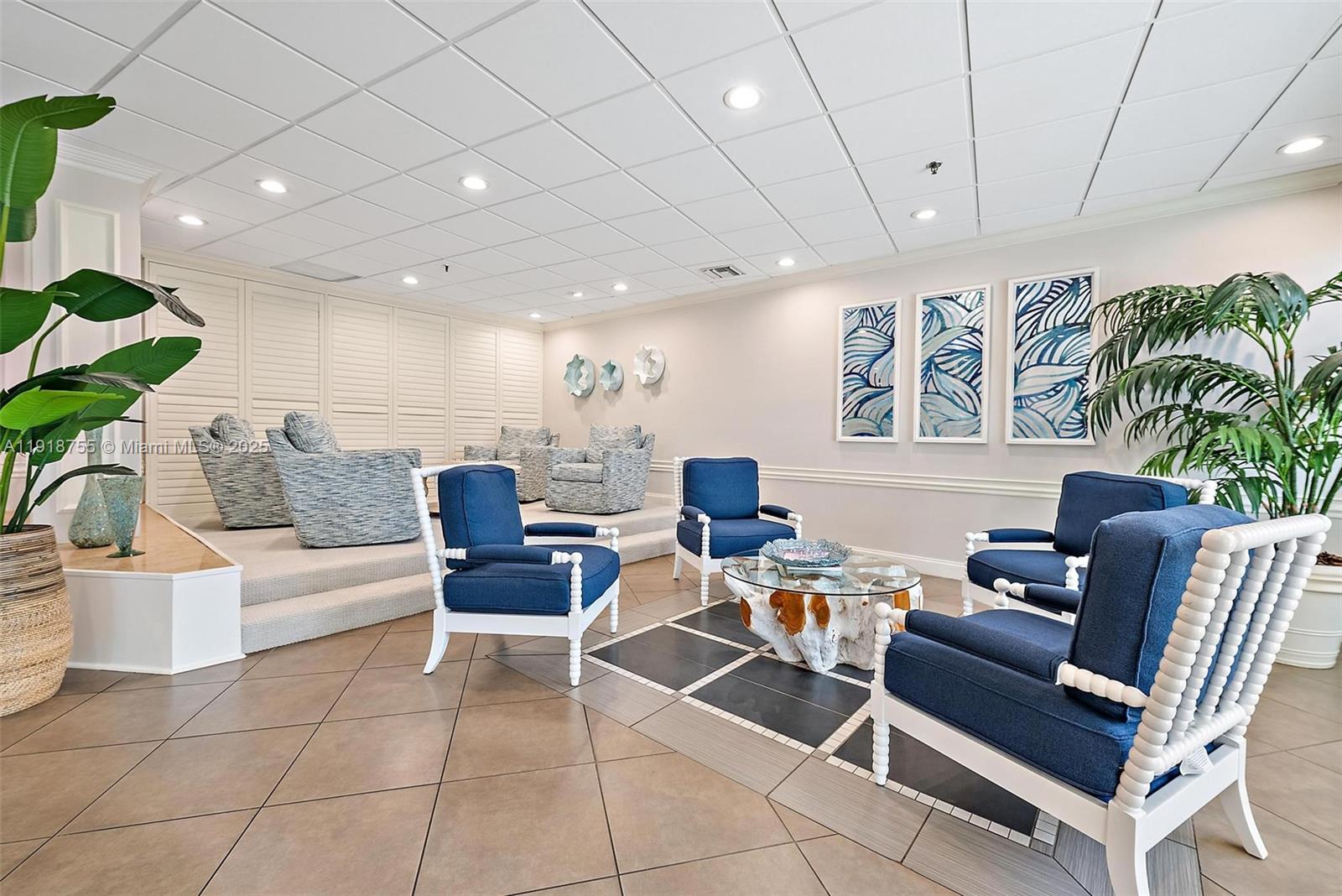 OCEANCREST CONDO APTS - Residential