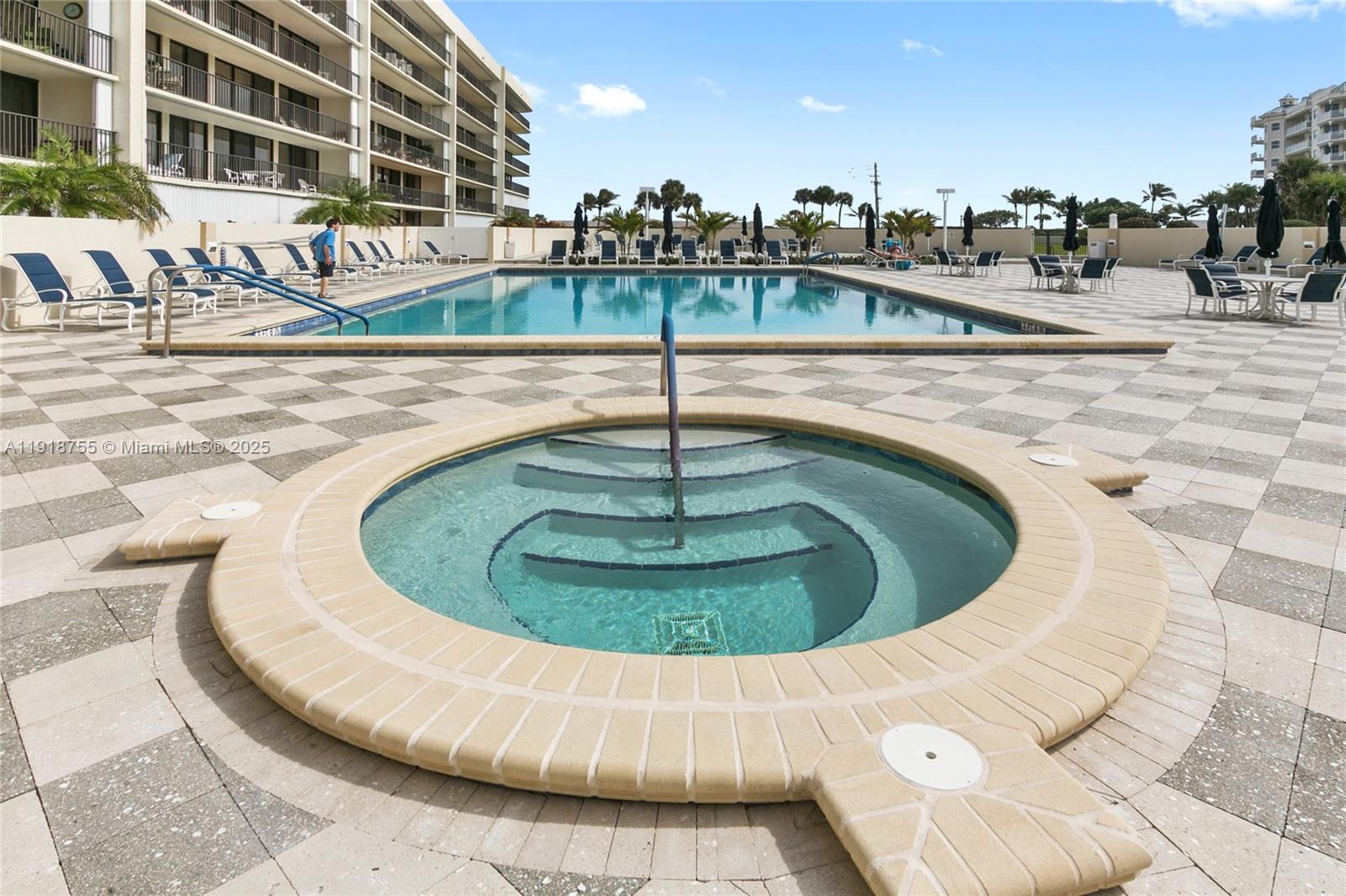 OCEANCREST CONDO APTS - Residential