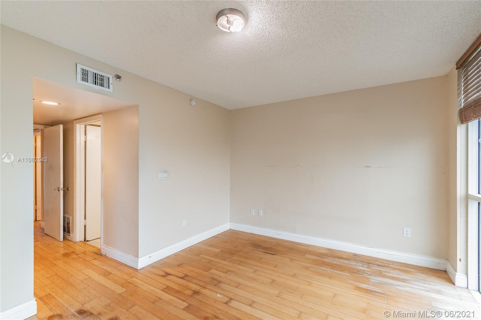 THE GRANDVIEW CONDO - Residential