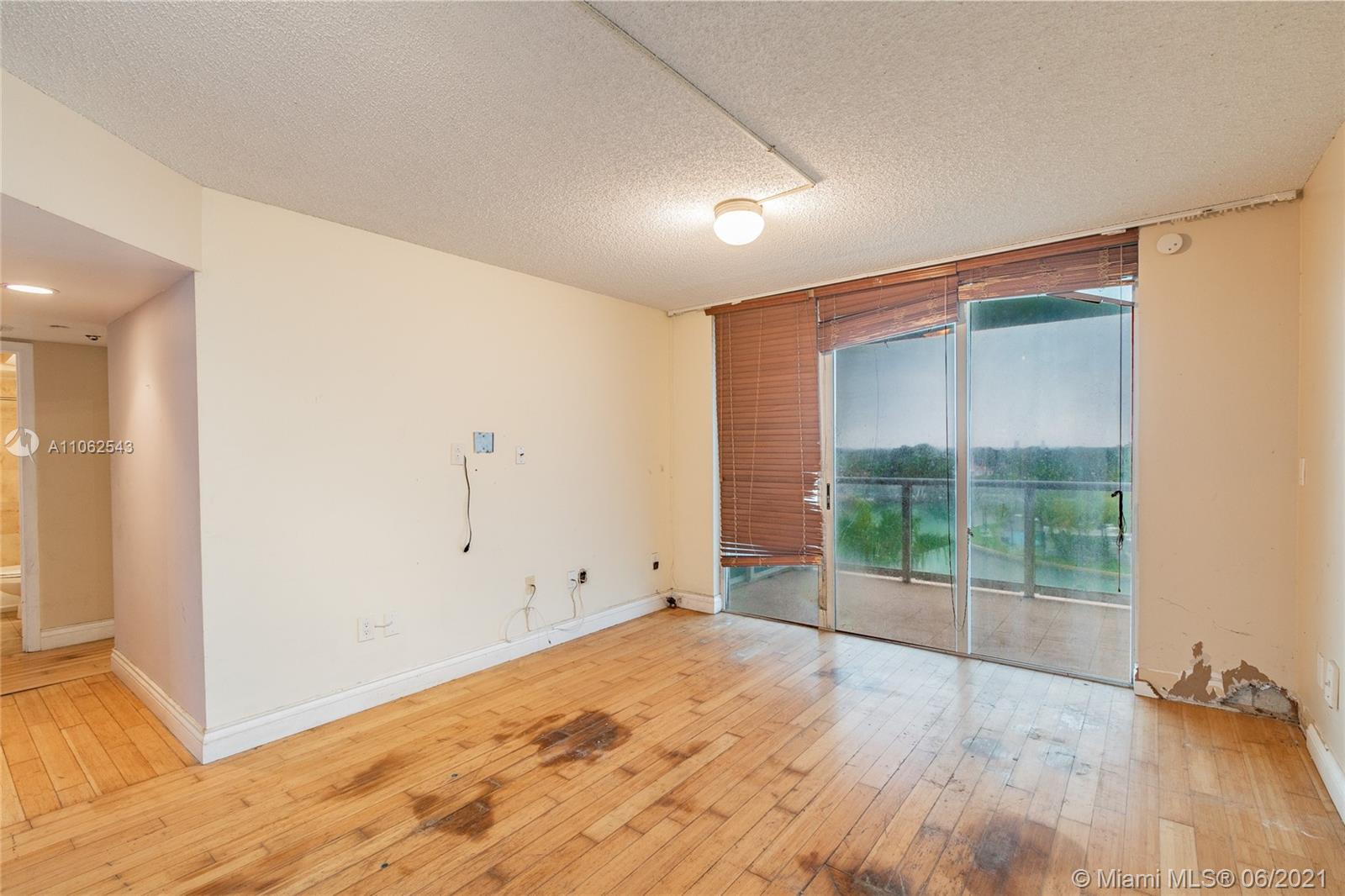 THE GRANDVIEW CONDO - Residential