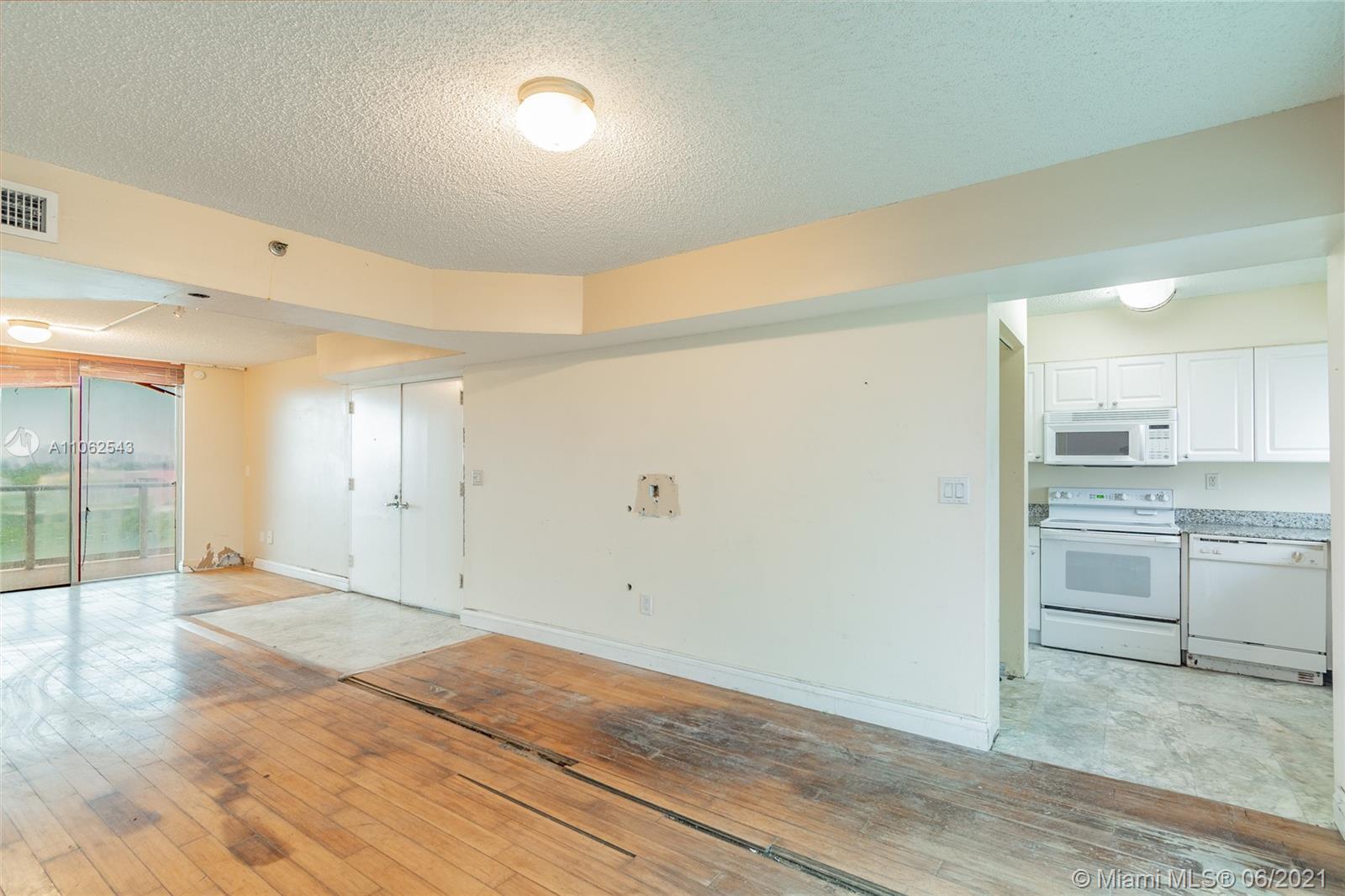 THE GRANDVIEW CONDO - Residential