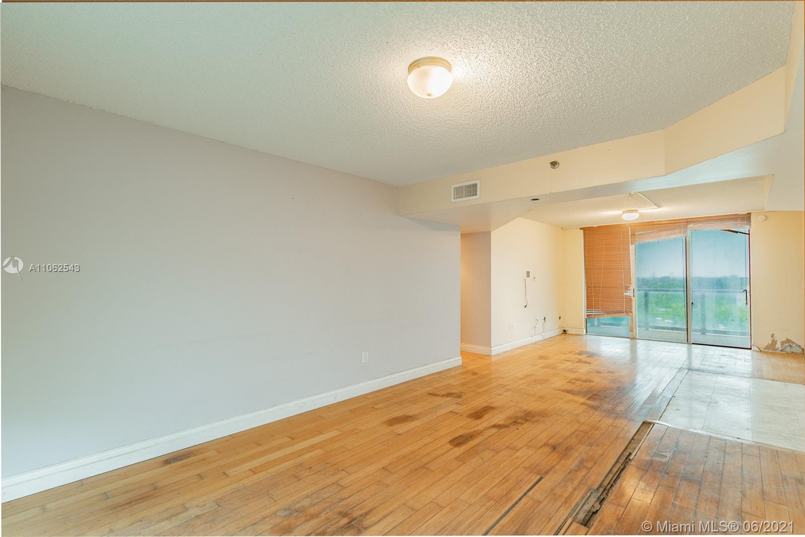 THE GRANDVIEW CONDO - Residential