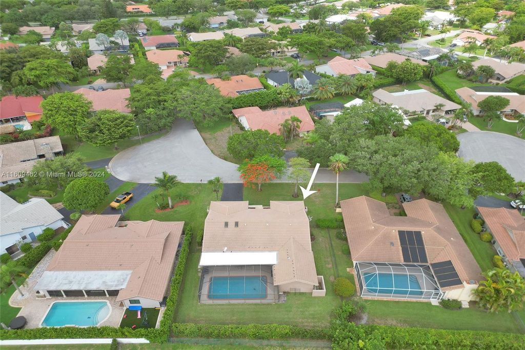 Photo of 5081 NW 86th Way, Coral Springs, FL 33067 (MLS # A11609462)