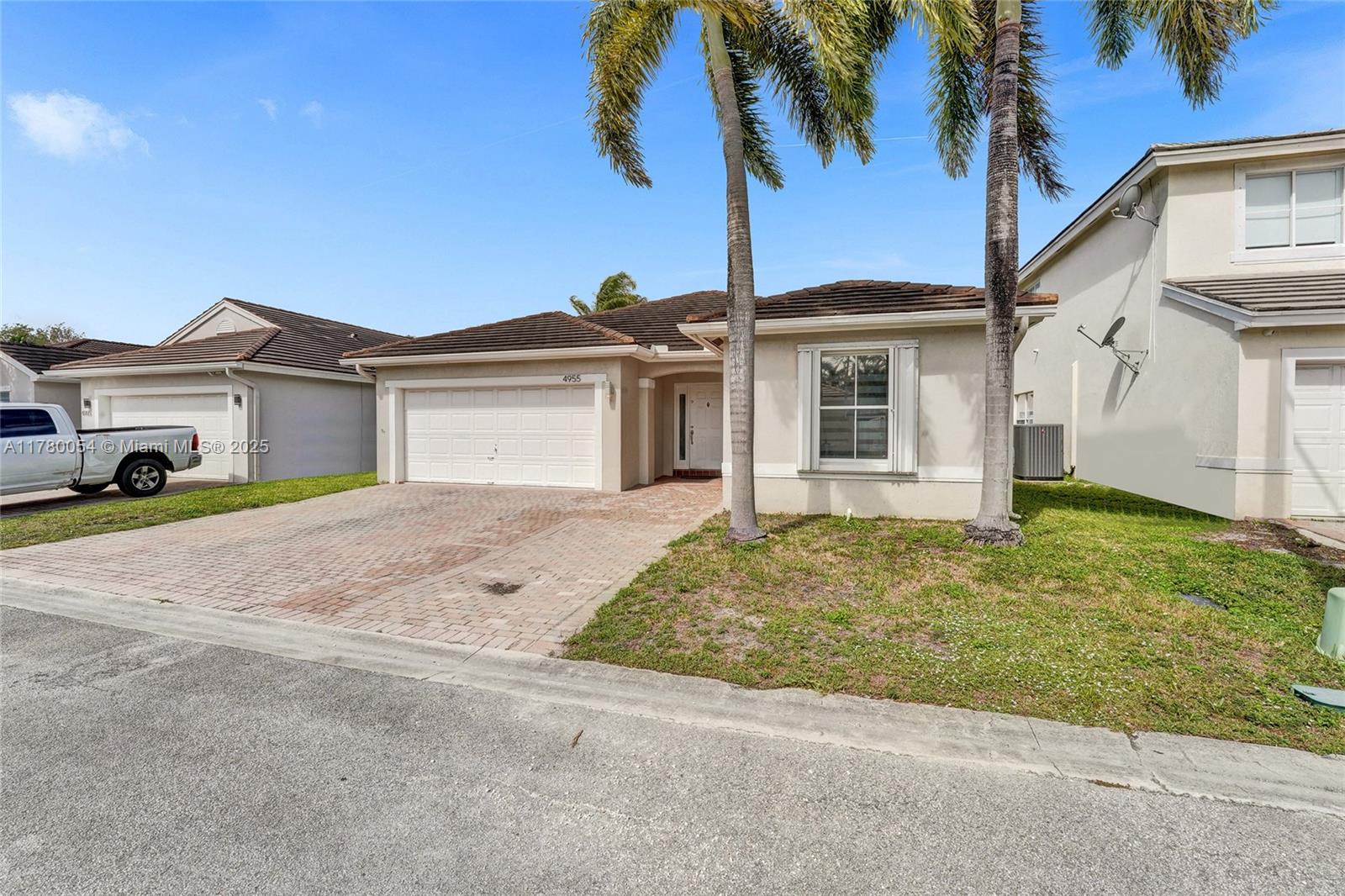 BANYAN OAKRIDGE PLAT - Residential