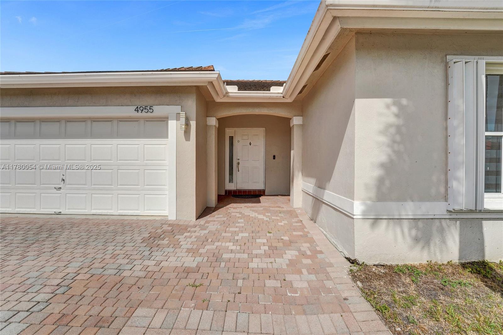 BANYAN OAKRIDGE PLAT - Residential