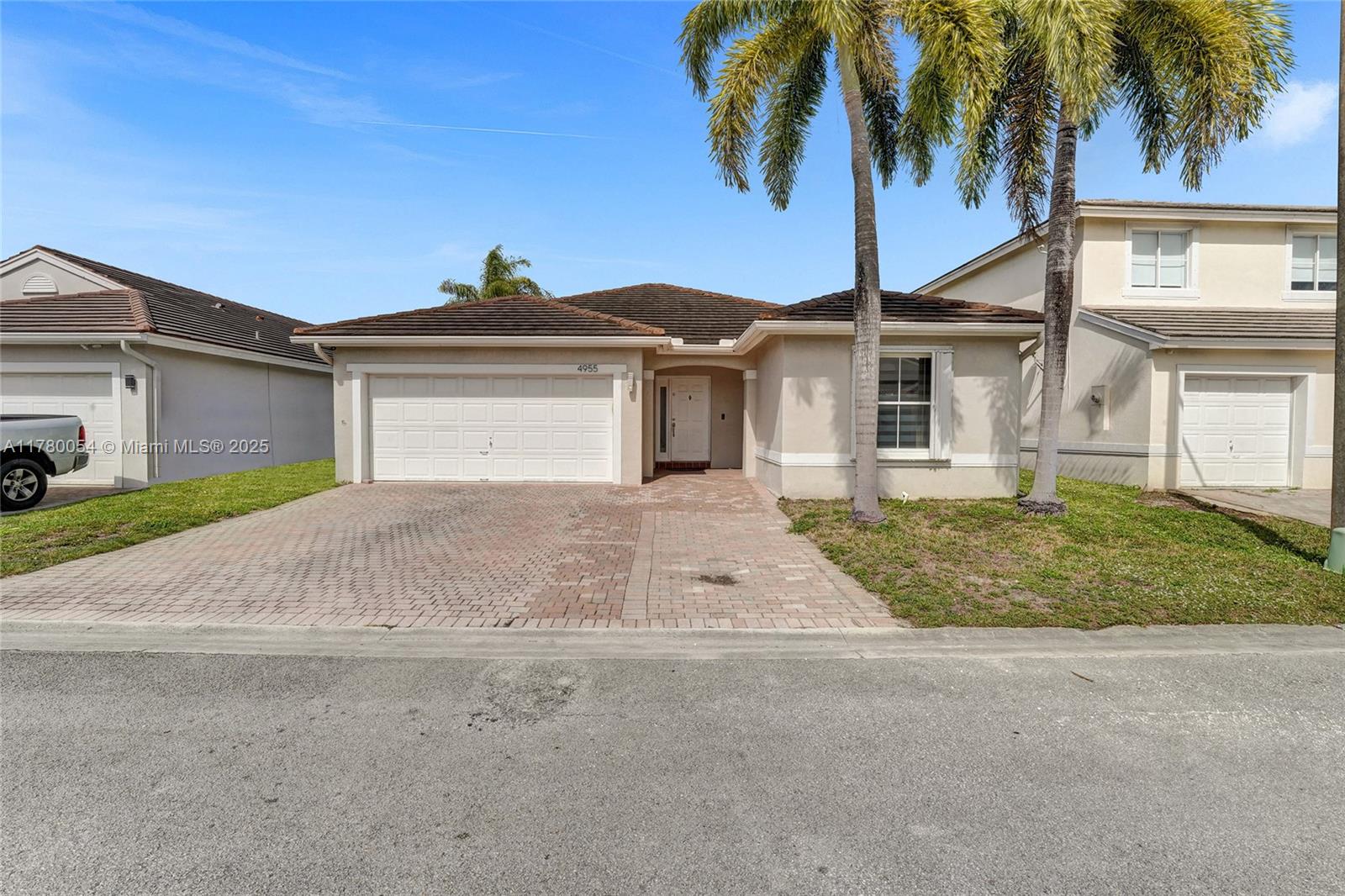 BANYAN OAKRIDGE PLAT - Residential