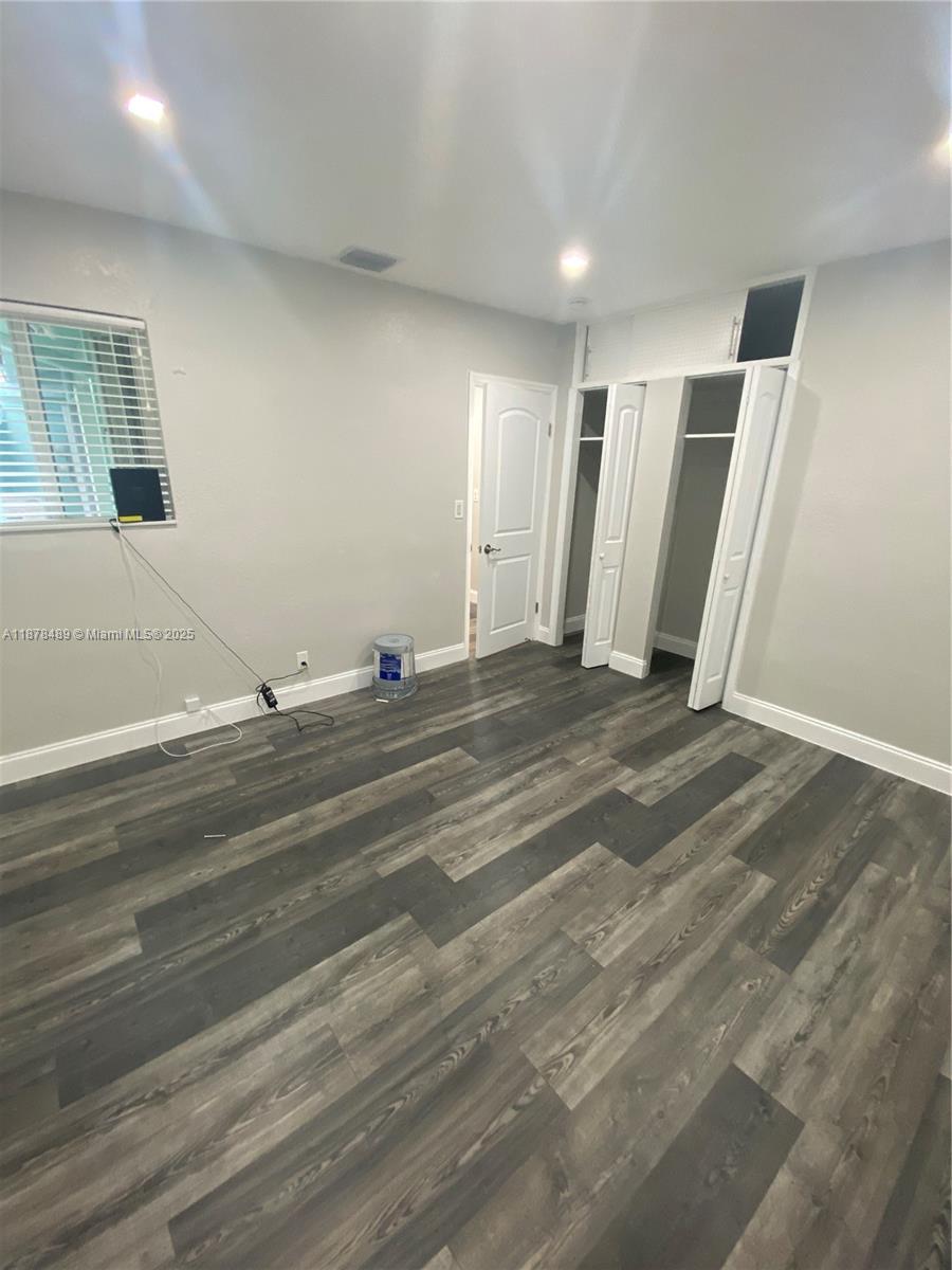 DEERFIELD SHORES - Residential Lease