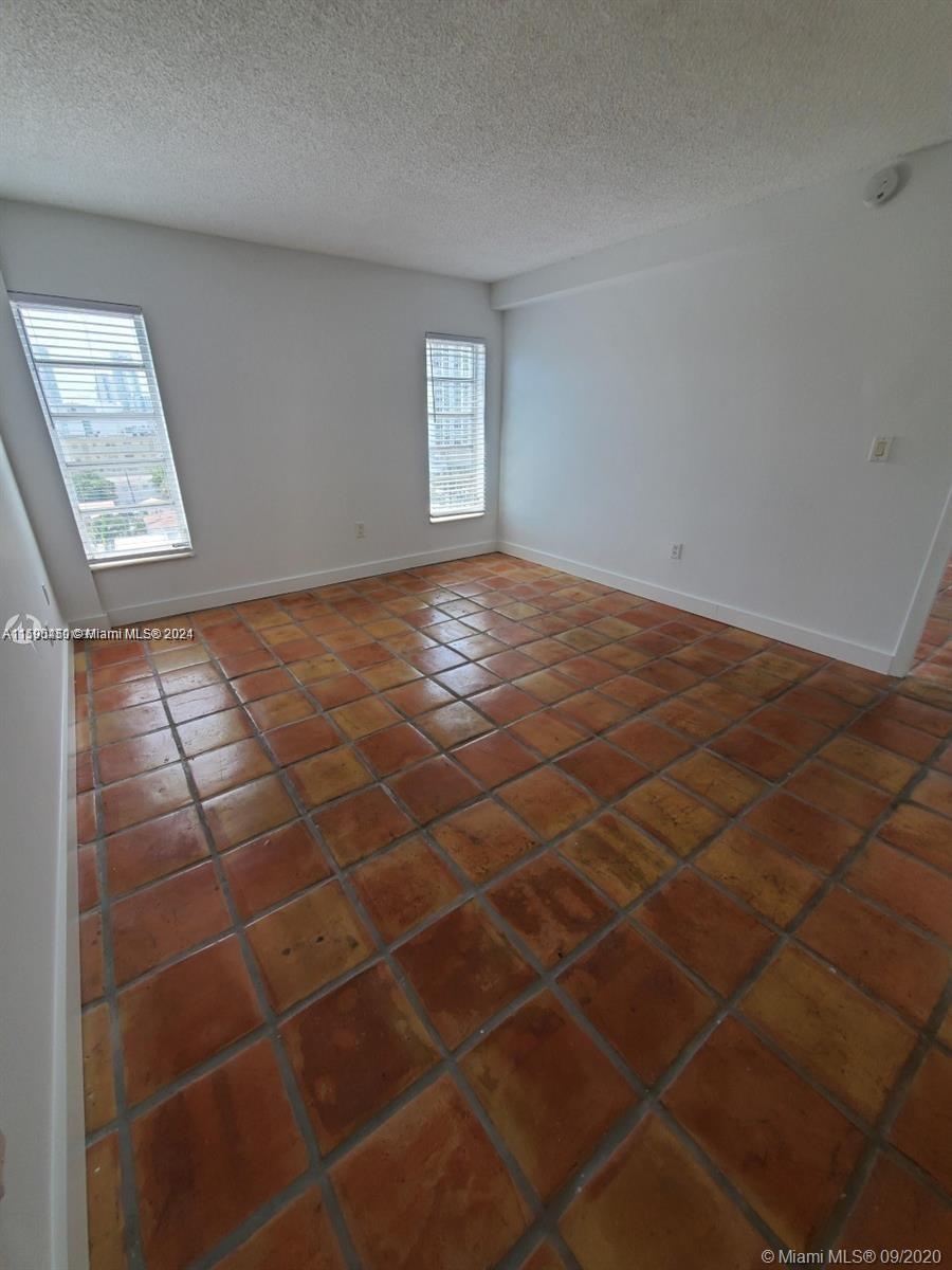 GOLDEN WEST CONDO - Residential