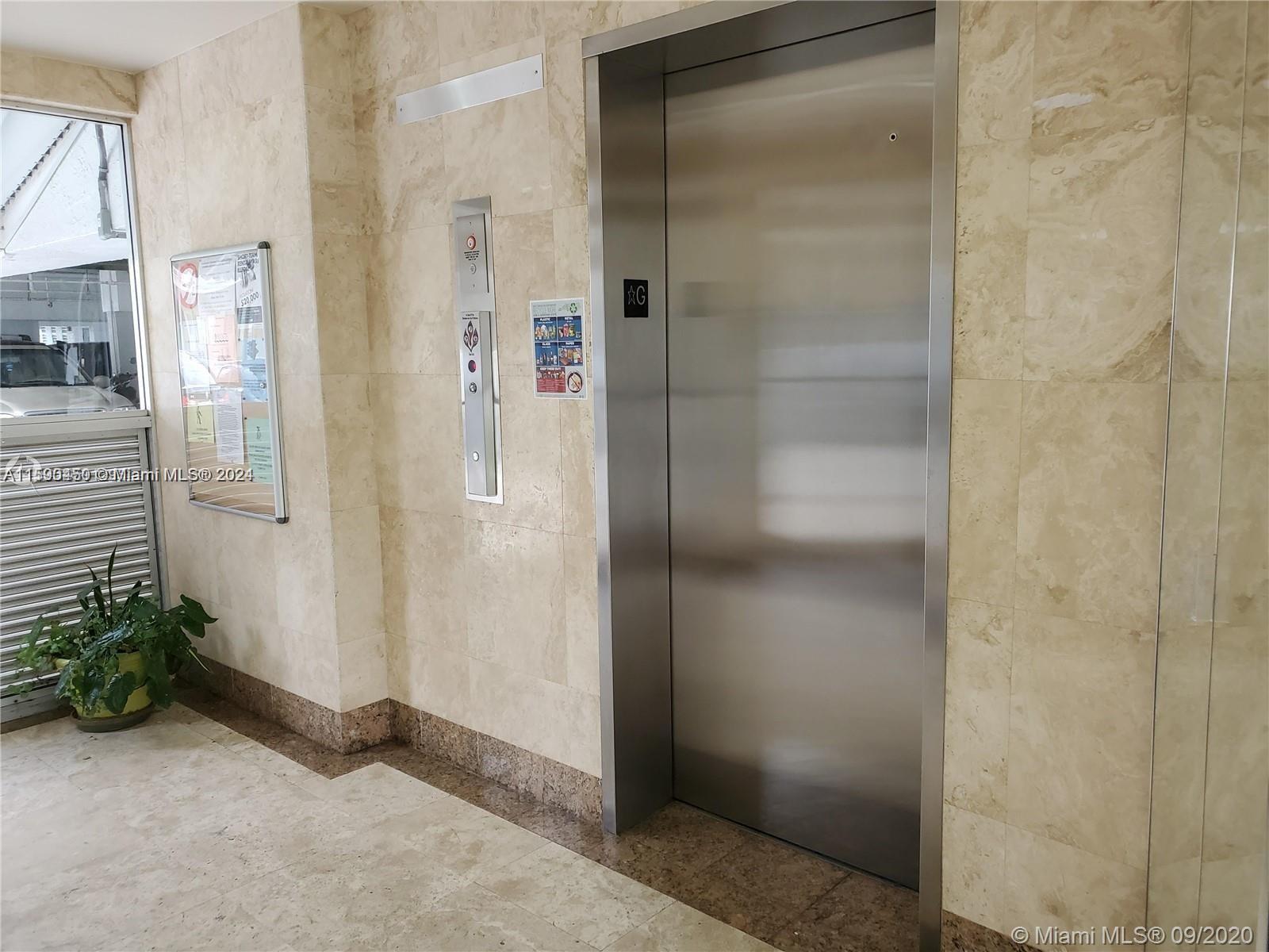 GOLDEN WEST CONDO - Residential