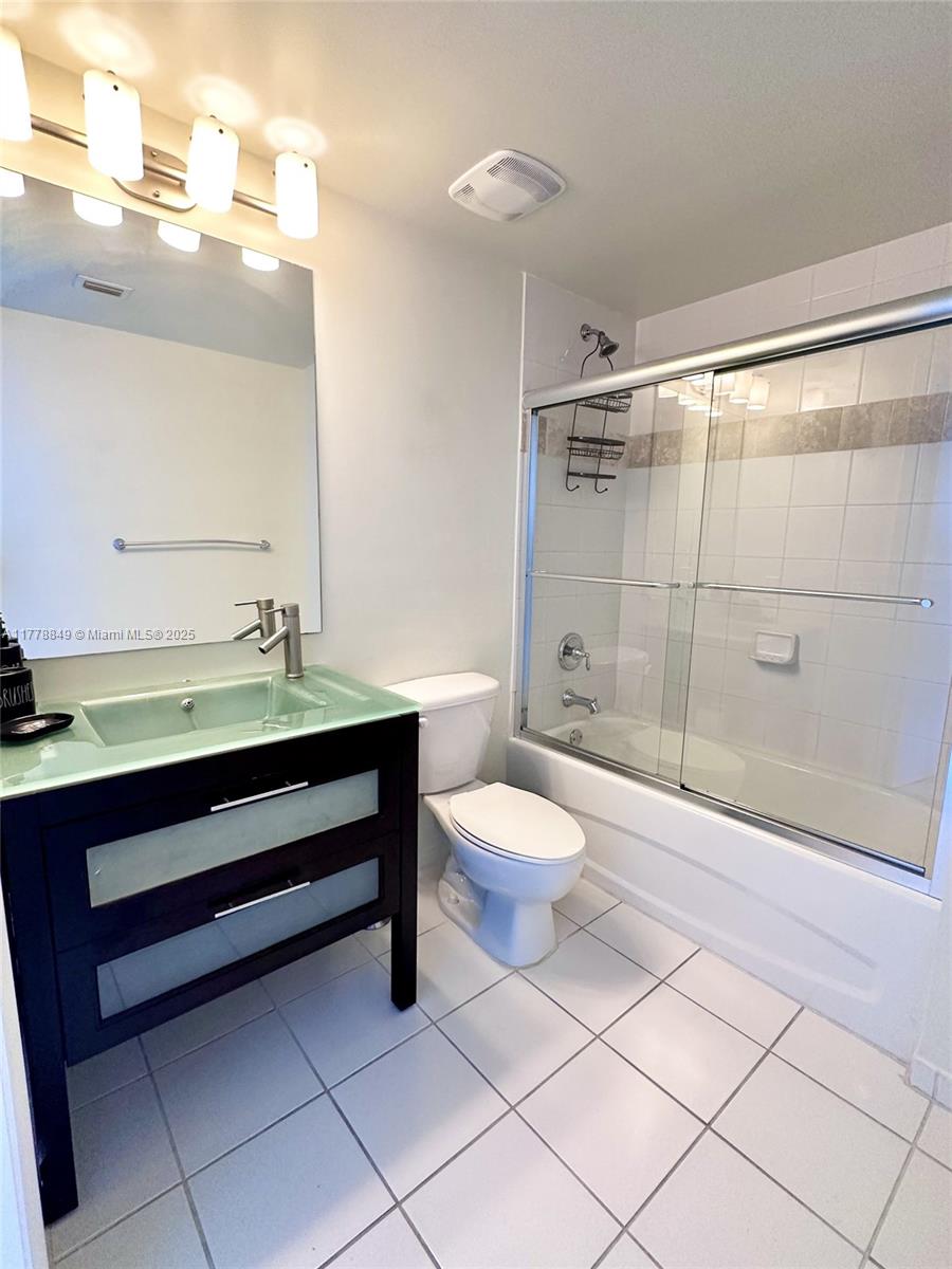 TERRAZAS RIVERPARK VILLAGE - Residential