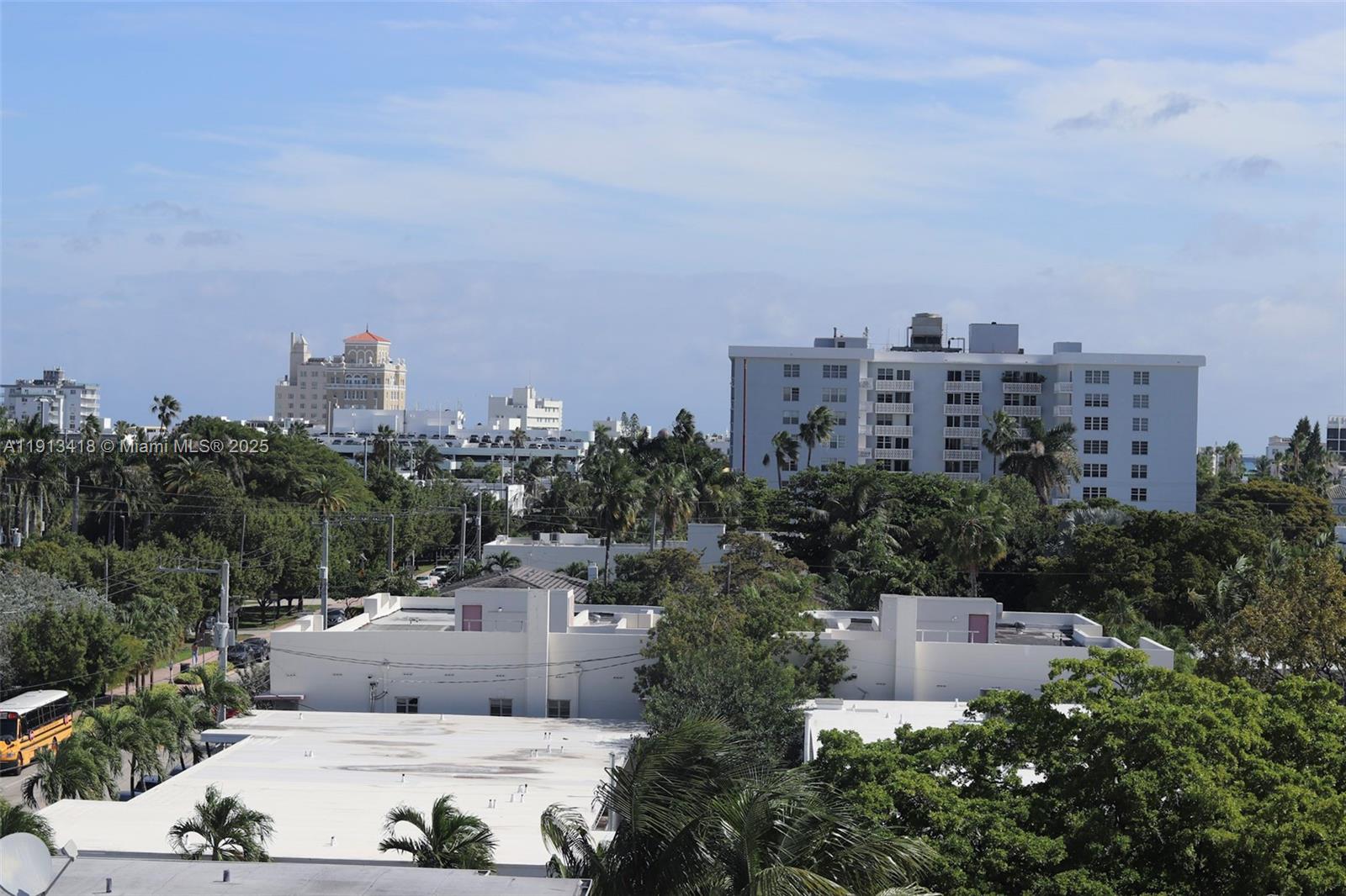 APOLLO CONDO - Residential