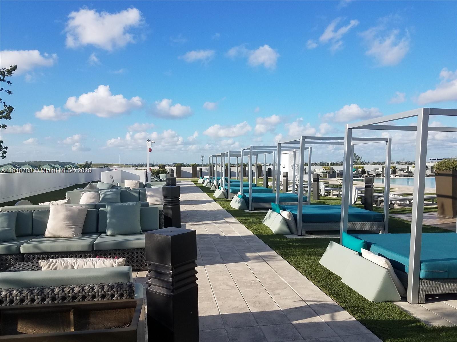 5252 PASEO CONDO - Residential