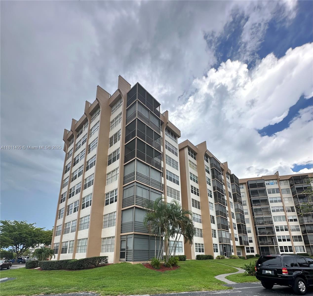 PARK PLACE CONDOMINIUM NO - Residential