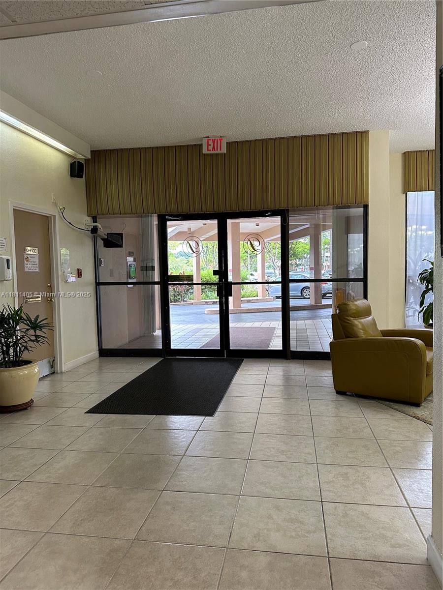 1100 NW Saint Charles Pl 411