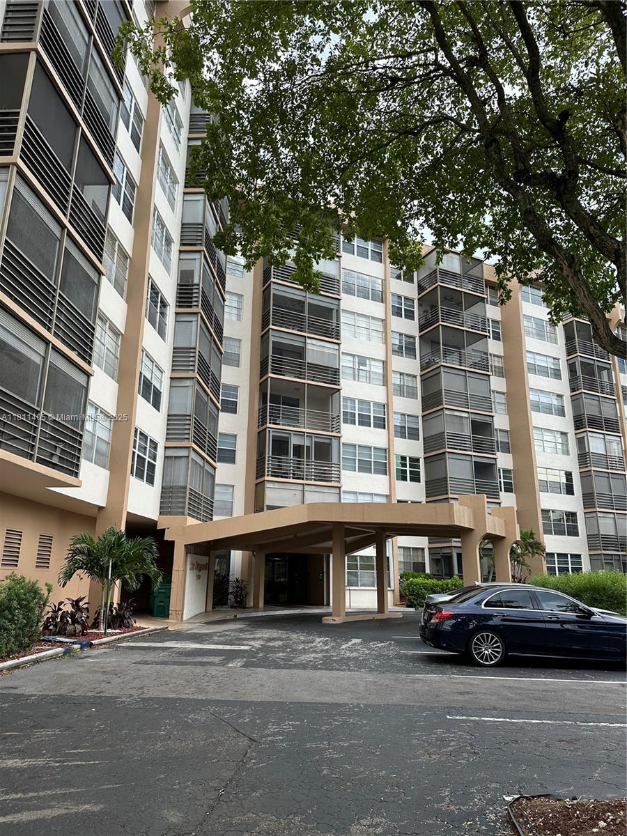 PARK PLACE CONDOMINIUM NO - Residential