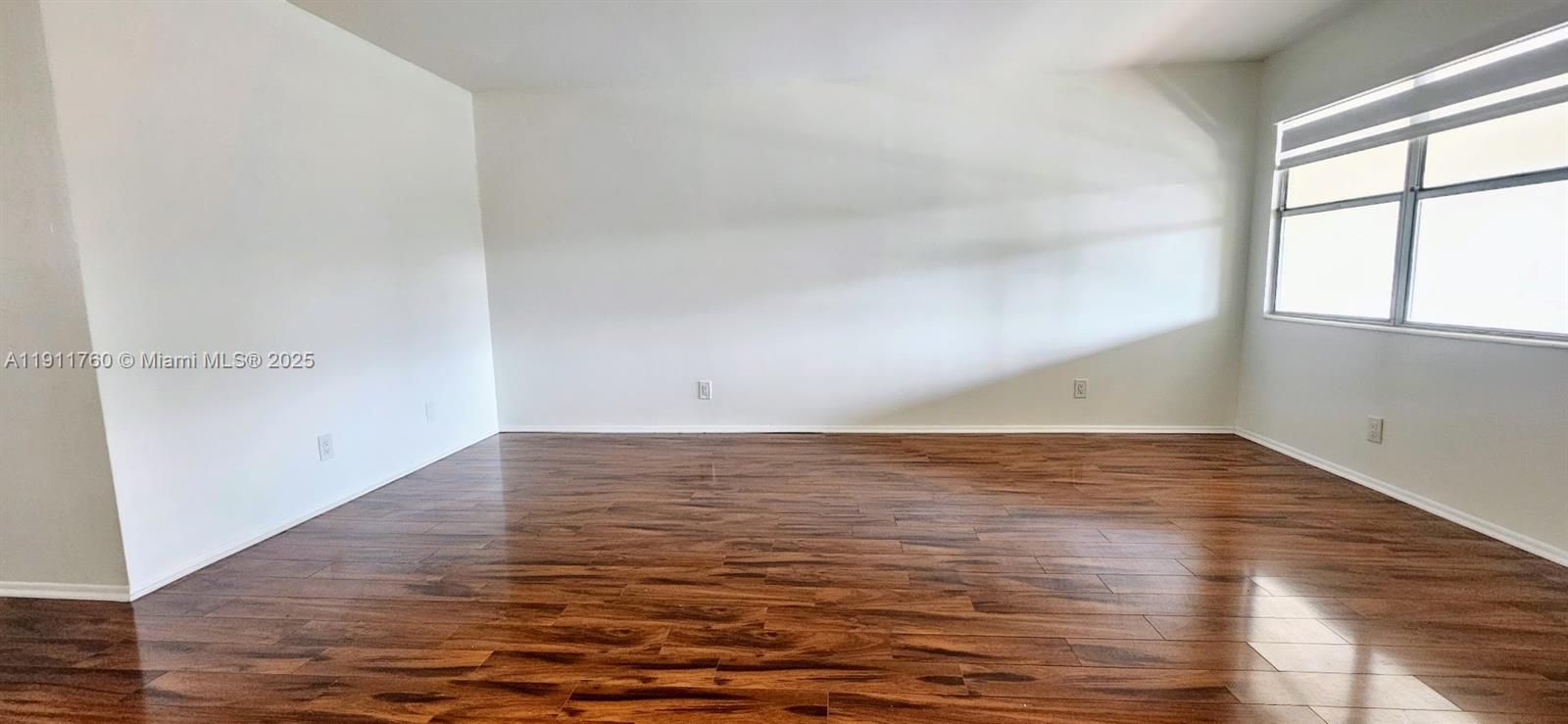 PARADISE BY THE SEA CONDO - Residential Lease