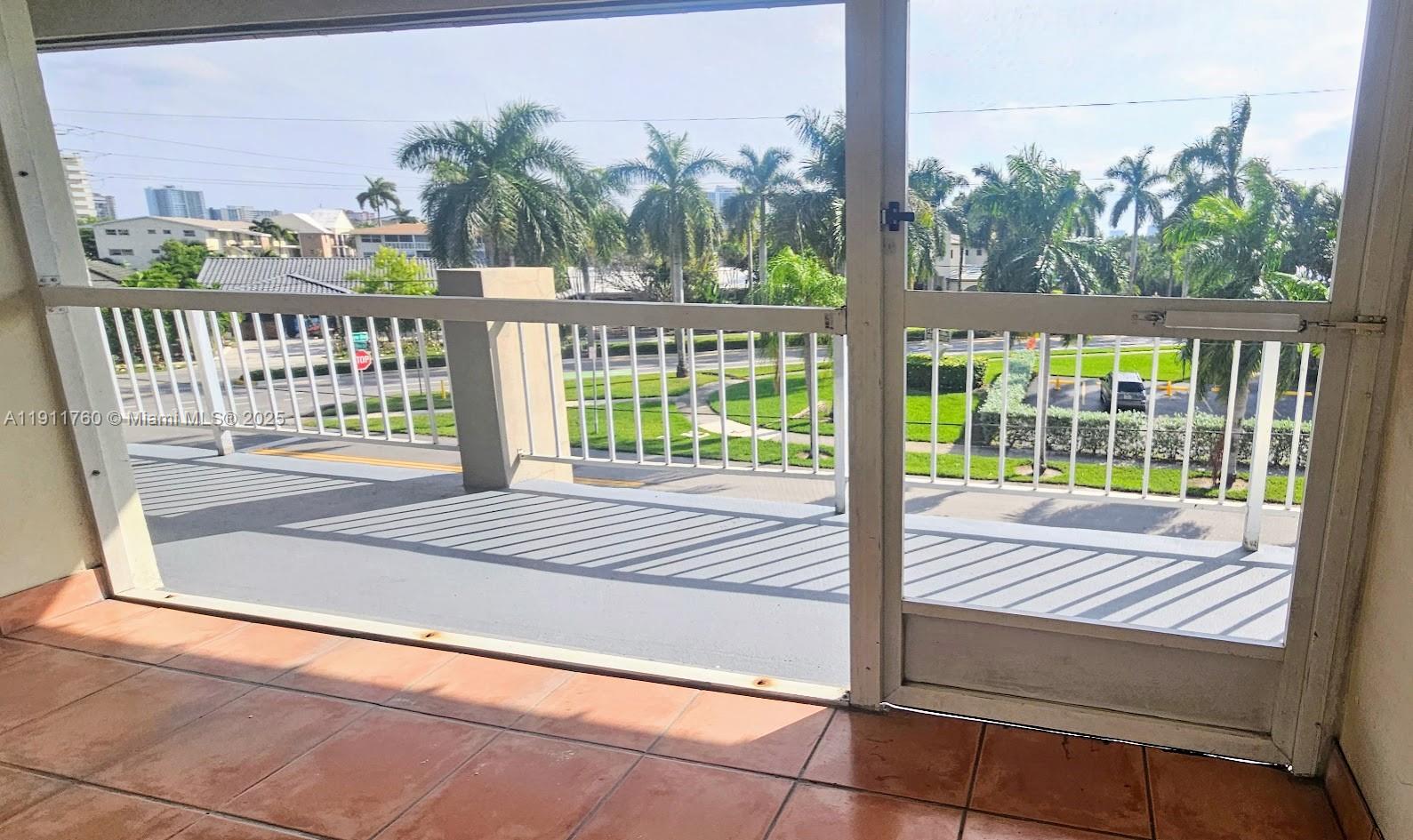 PARADISE BY THE SEA CONDO - Residential Lease