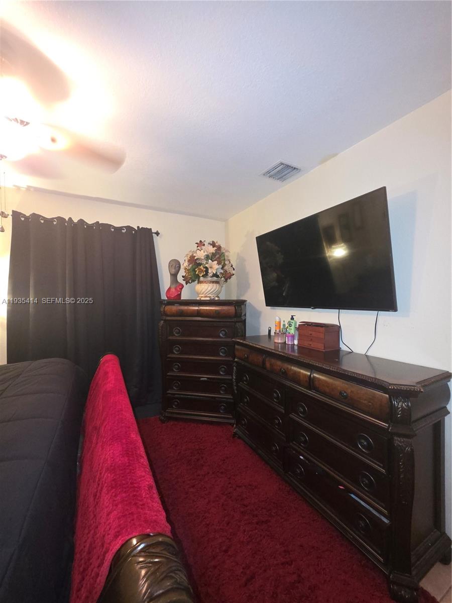 WINSOR MANOR 2ND ADDN - Residential