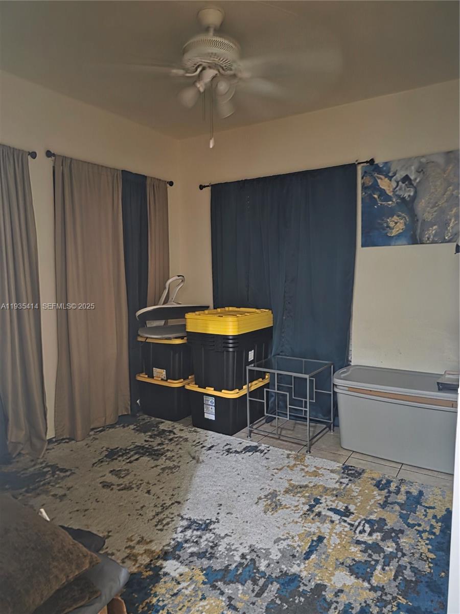 WINSOR MANOR 2ND ADDN - Residential