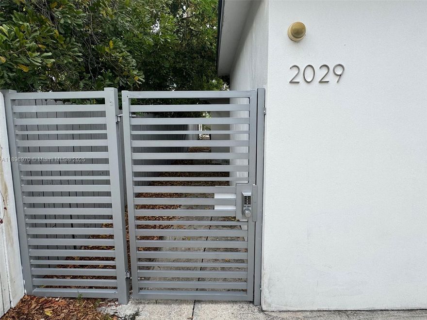Nice, updated unit ready to move in. Unit unfurnished. Onsite Laundry facility. Equal Housing opportunity.