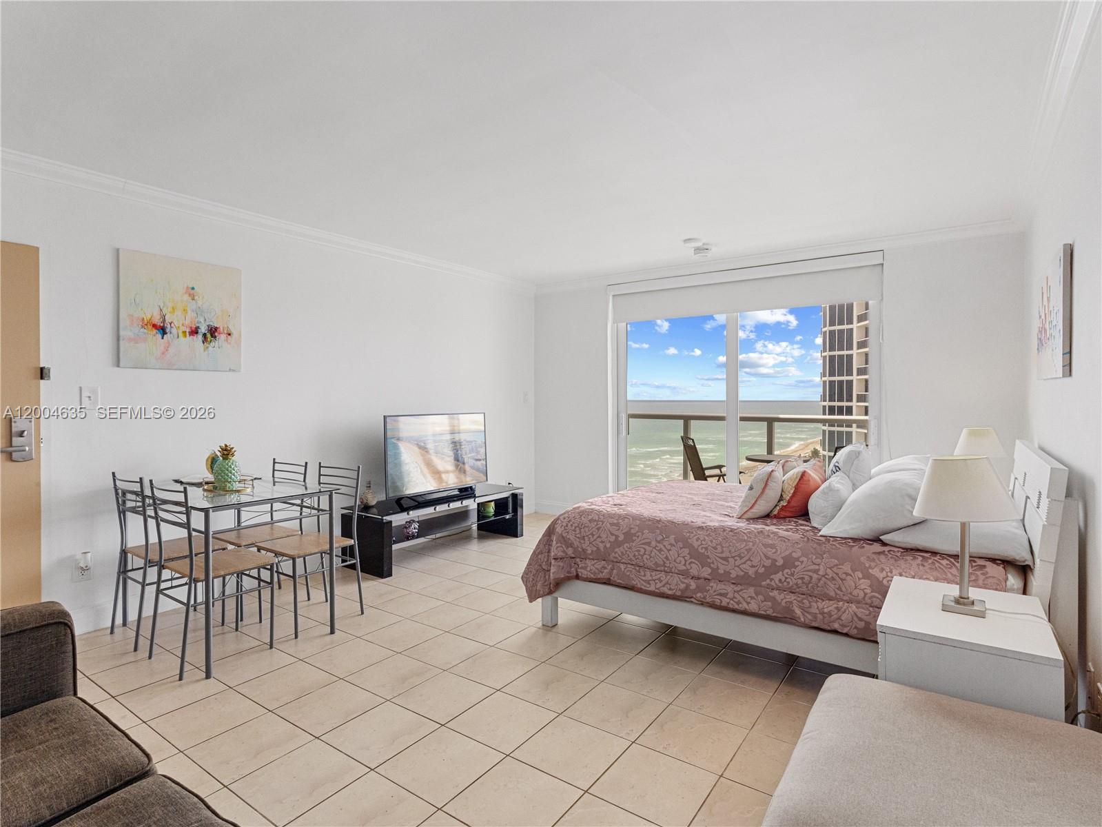 THE AVENTURA BEACH CLUB C - Residential