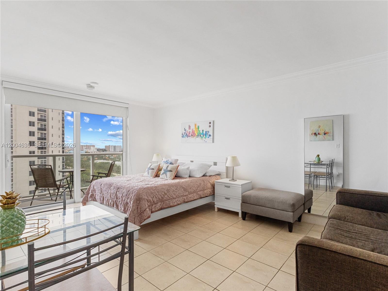 THE AVENTURA BEACH CLUB C - Residential