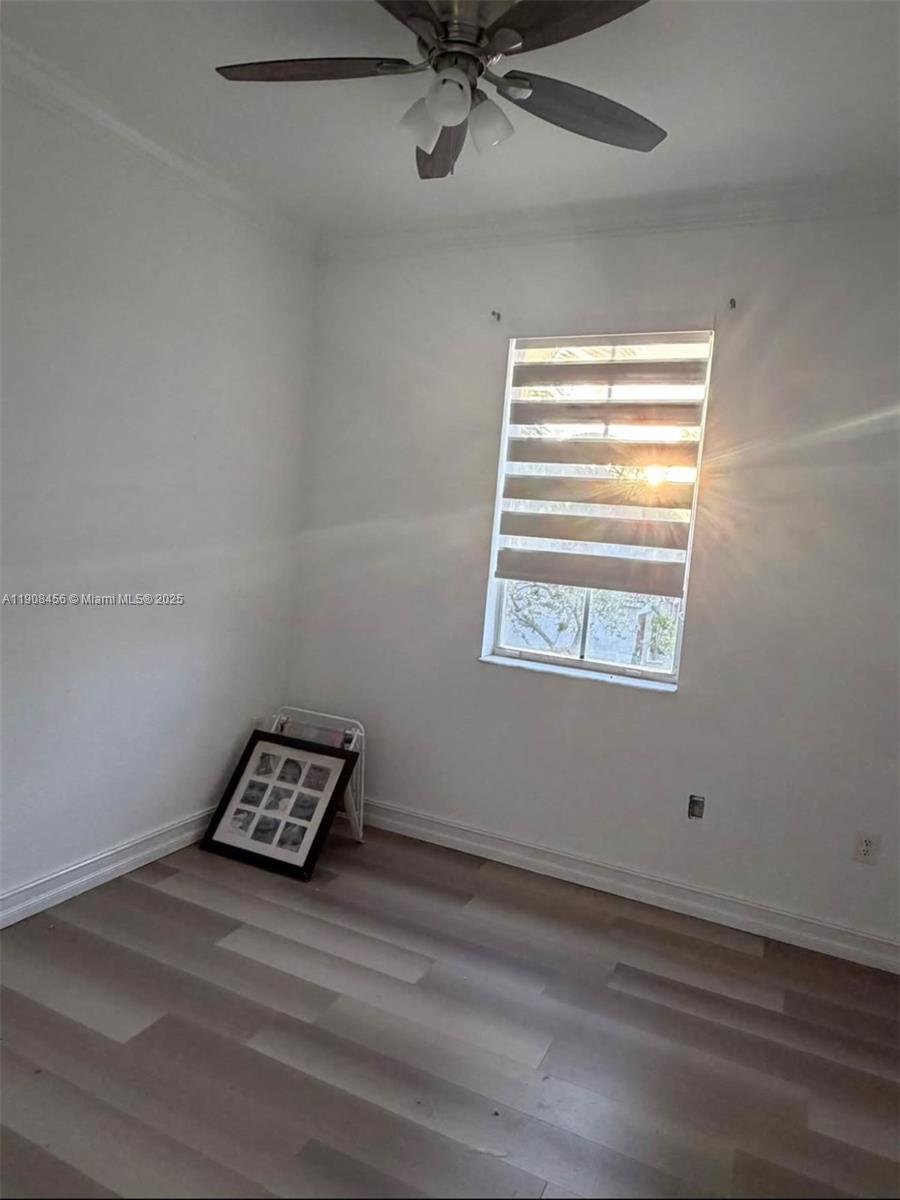 AB AT TAMIAMI TRAIL PHASE - Residential Lease