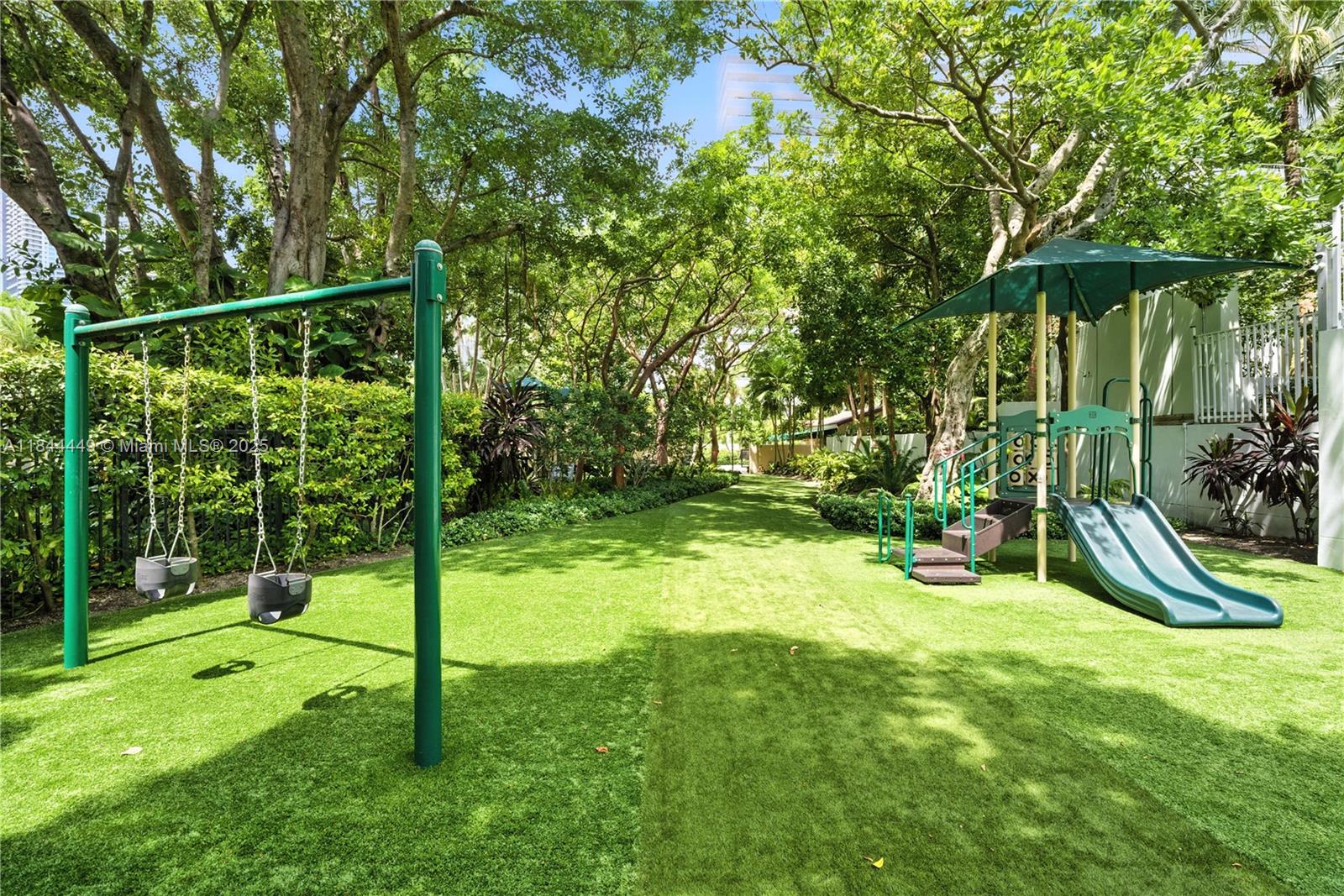 SANTA MARIA CONDO - Residential