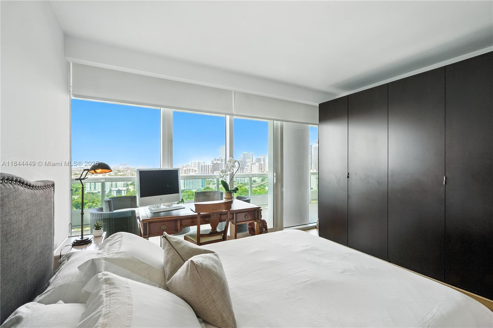 SANTA MARIA CONDO - Residential