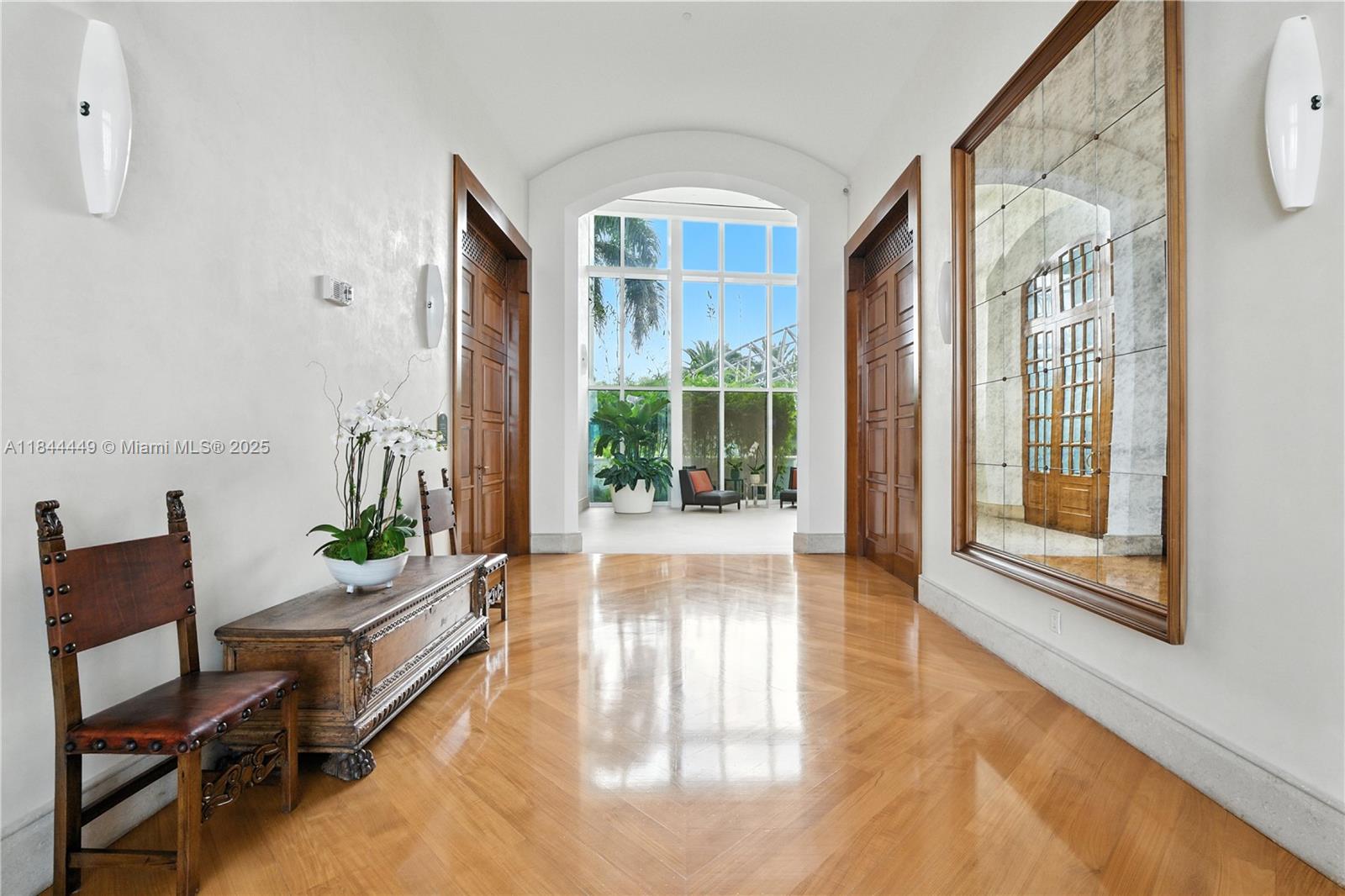 SANTA MARIA CONDO - Residential