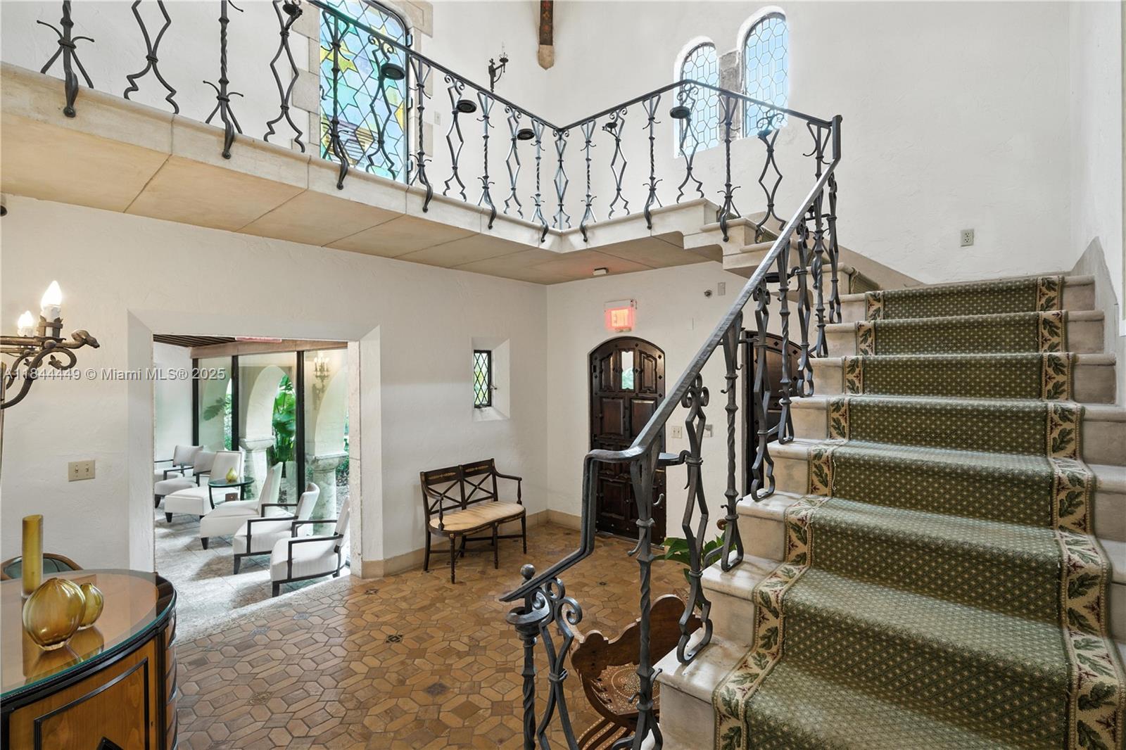 SANTA MARIA CONDO - Residential