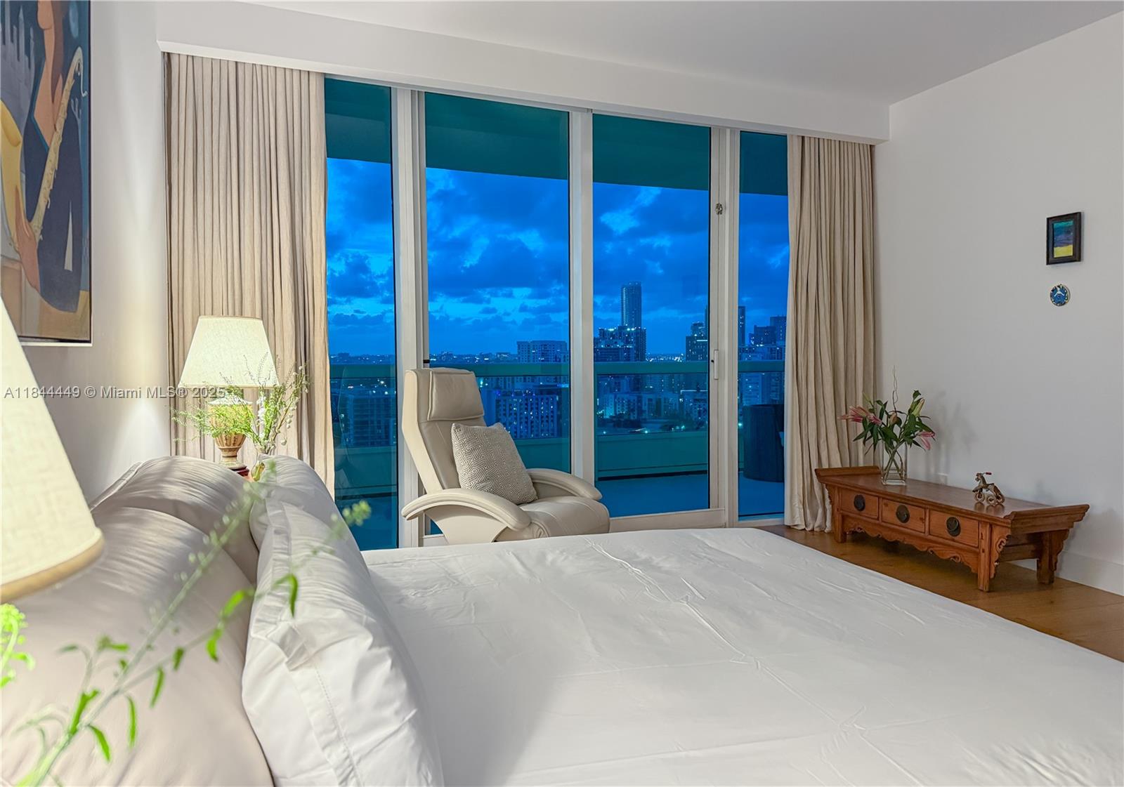 SANTA MARIA CONDO - Residential