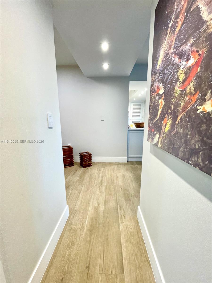 GUILDFORD CONDO - Residential