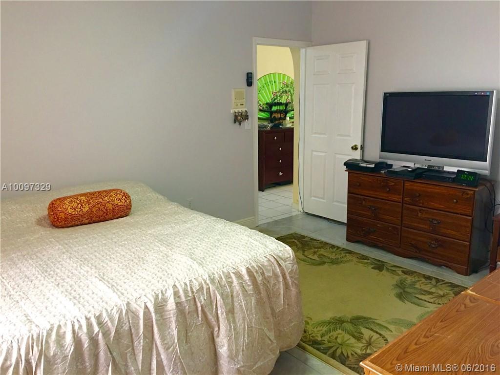 Turtle Run At Lakes Palm - Residential