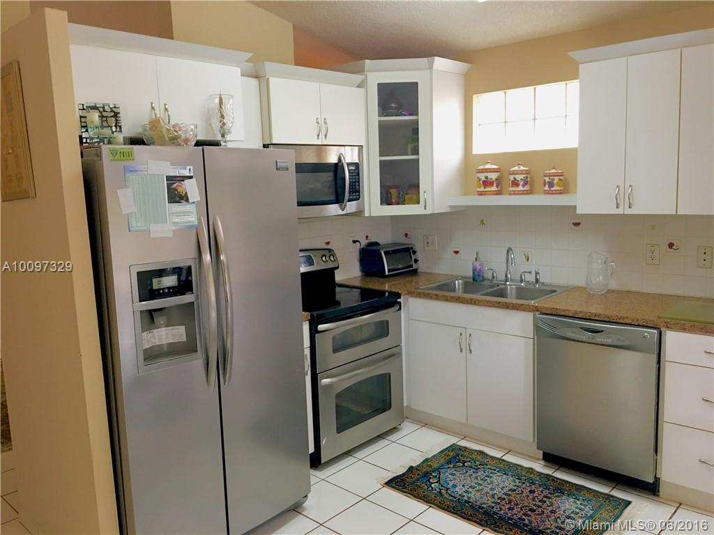 Turtle Run At Lakes Palm - Residential