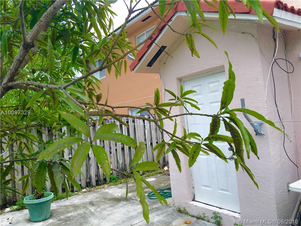 Turtle Run At Lakes Palm - Residential