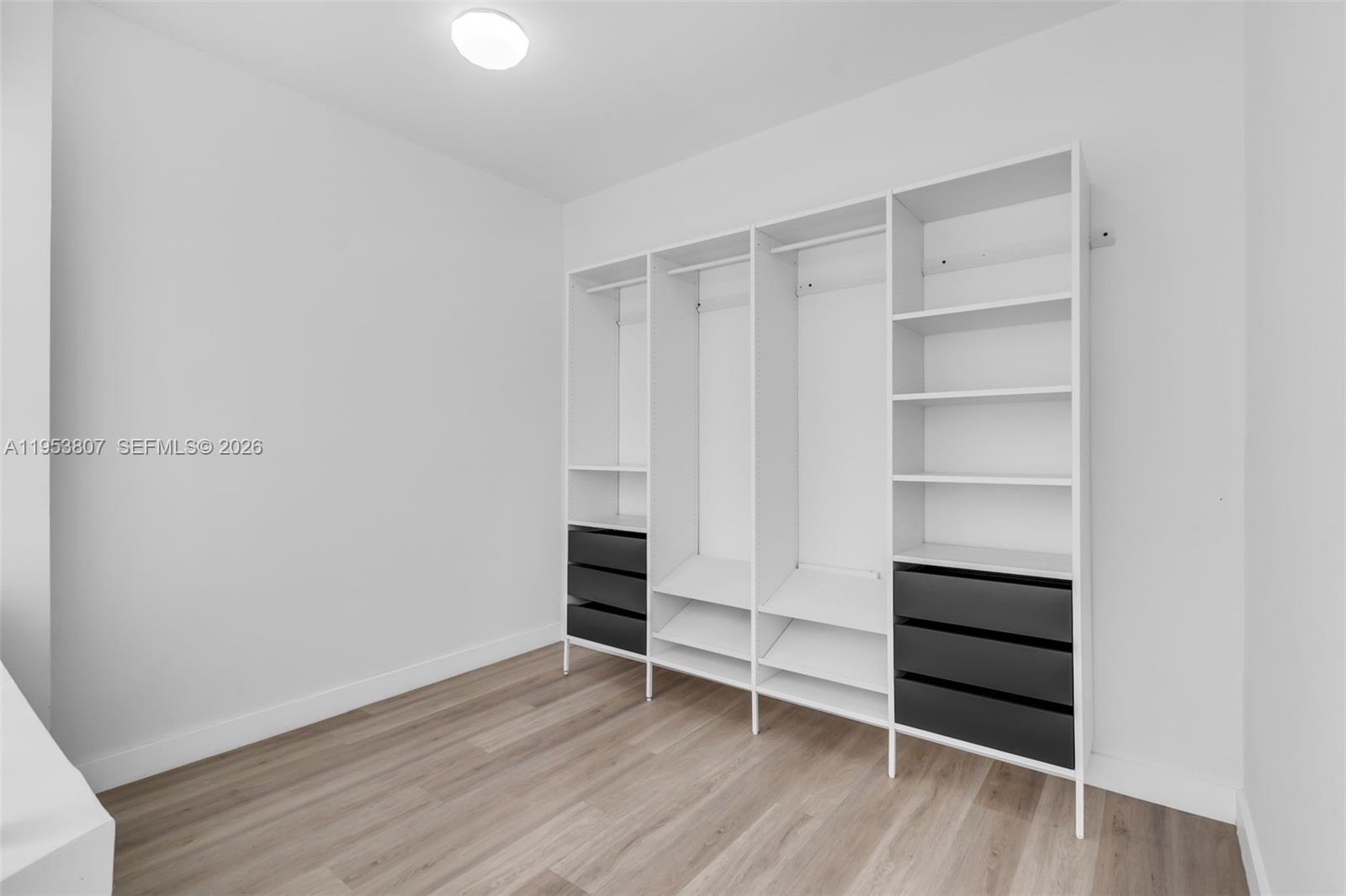 NATOMA PARK - Residential