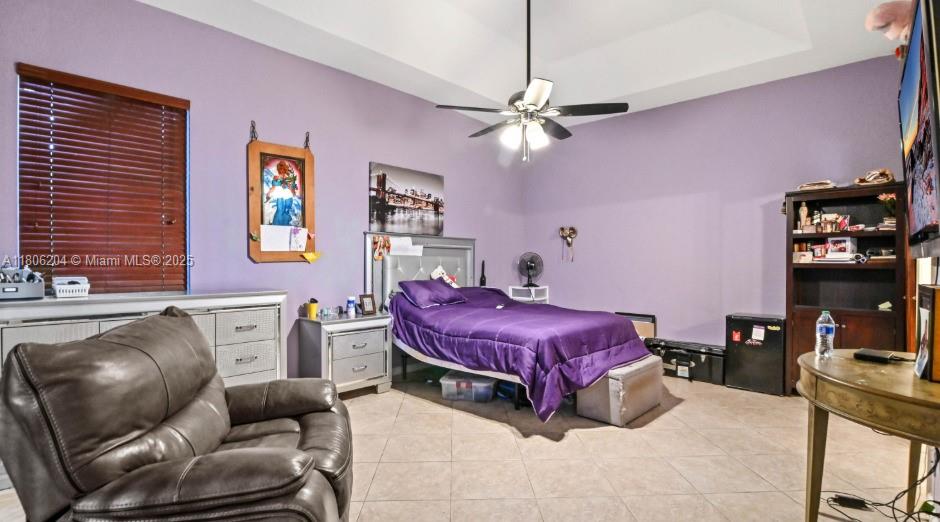 HERON BAY FOUR - Residential