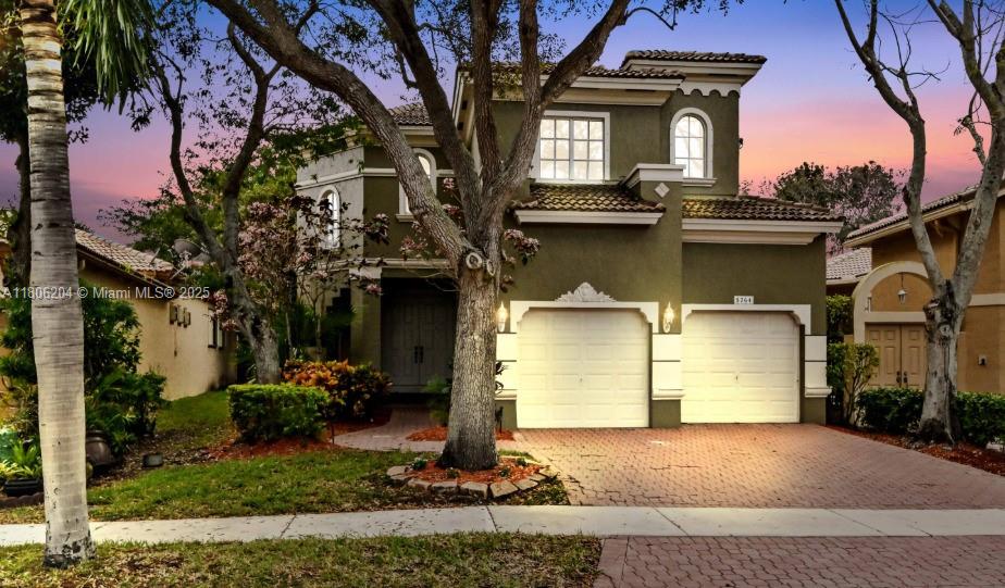 Property for Sale at 5764 Nw 125th Ter, Coral Springs, Broward County, Florida - Bedrooms: 4 
Bathrooms: 3  - $785,000