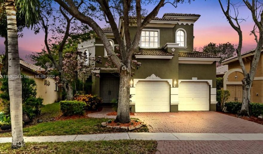 Nestled in a quiet, well-kept neighborhood, this inviting 4-bedroom, 2.5-bathroom home offers the perfect blend of comfort and potential. Enjoy spacious living areas, a functional layout, and a generous backyard ideal for entertaining or relaxing in privacy. The home is clean and well-maintained, ready for your personal touch or immediate move-in.

Located just minutes from local shops, parks, and great schools, it’s a rare find in a sought-after area. Whether you're a first-time buyer, growing family, or investor, this is an excellent opportunity to secure a home in a location that continues to grow in value.

The seller is flexible and ready to make the process smooth and seamless—schedule your private showing today.