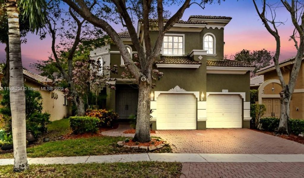 Photo of 5764 NW 125th Ter, Coral Springs, FL 33076 (MLS # A11806204)