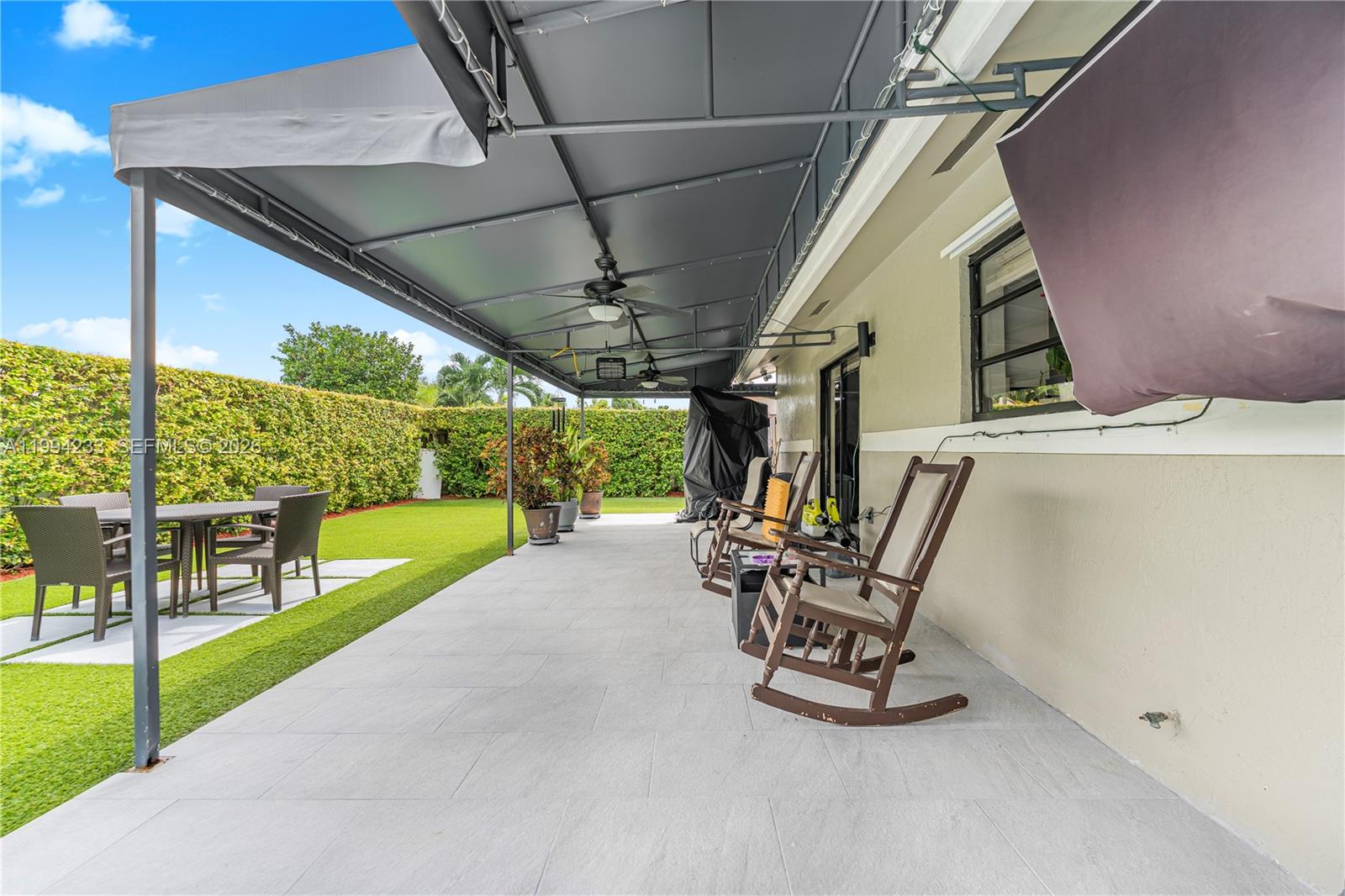 APACHE SUB - Residential Lease