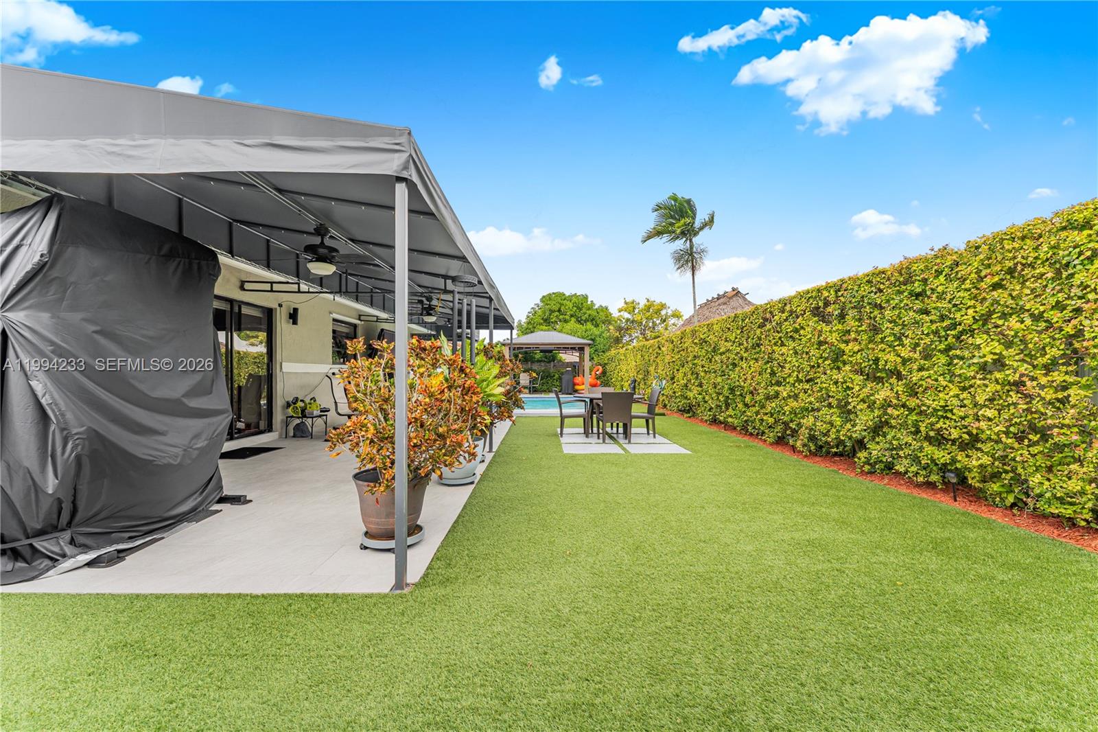 APACHE SUB - Residential Lease